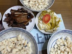 -天发芽·何记葫芦头泡馍·传统小吃(报恩寺街店)