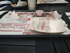-The Habit Burger Grill 哈比特汉堡(爱琴海店)