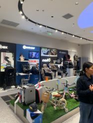 -国际蓝孩(万象城店)