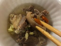 -威邵鸡煲(西华路总店)