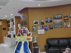 -雅悦齿科(顾村公园店)