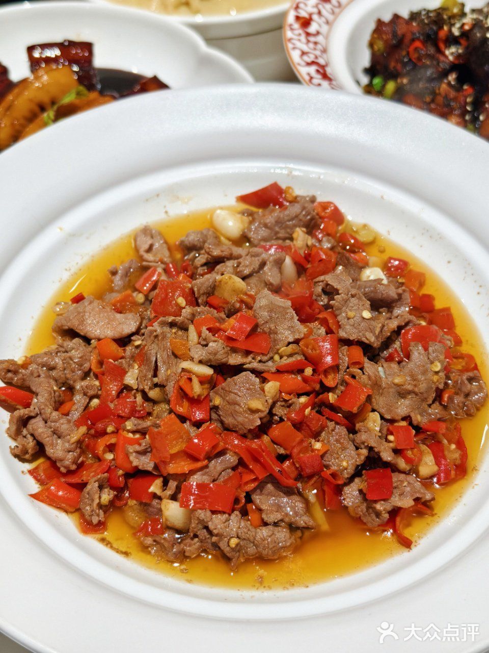 不一样的小炒肉，食材新鲜、服务敲好！ 