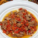 不一样的小炒肉，食材新鲜、服务敲好！ 