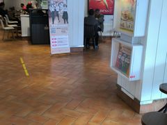-肯德基(洛川店)