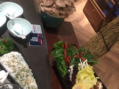 -捞王锅物料理(上海世茂广场店)