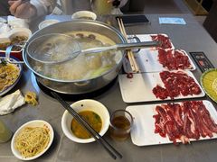 -官塘陈记鱼生·潮汕砂锅粥·牛肉火锅(潮枫路总店)