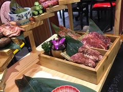 -汉城烤肉·黑金冠(华山路店)