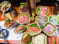 -独食火锅·半米屋台(直营总店)