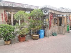 E:\相片\103NIKON\DSCN0828-胖姐渔村(中源大道店)
