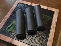 香滑黑芝麻卷-喜喜酒家·纯手工点心·粤菜