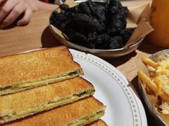 咖椰吐司-HELLO 27 意面·沙拉·帕尼尼