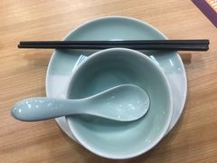 餐具摆设-宏状元现熬粥·京味菜(黄寺大街店)