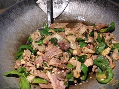 -费大厨辣椒炒肉(吉联MALL店)