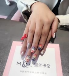 -蜜丝卡伦美甲美睫连锁