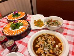 -醉美东江·三文鱼·烧鸡公