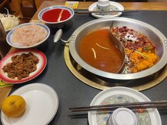-沸炉重庆老火锅(军事博物馆店)