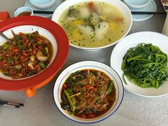 -有红鸡毛店·川菜(建设路店)