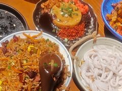 -包整·丝娃娃(一览甲秀楼风景店)