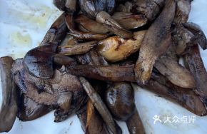 Stir-fried Mushroom with Camellia Oil