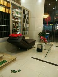 -Bollins波林丝•专研护发中心