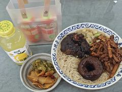 -梅溪·小伙子干挑面(安吉总店)
