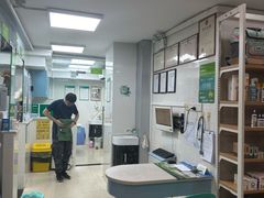 -瑞鹏·疫苗·绝育·宠物医院(金沙洲店)