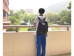 -秦皇岛职业技术学院图书馆(佳苑小区北)