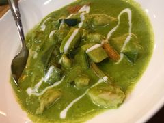 绿咖喱鸡肉-荷花泰菜(东方新天地店)