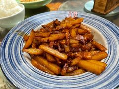 卤肉烧土豆-小吊梨汤·北京菜(香山店)