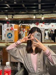 点击看大图 -T.1 hair salon烫染接发