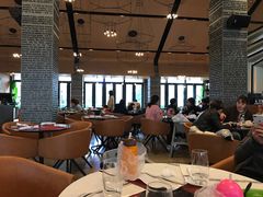 -WOLFGANG PUCK KITCHEN & BAR(迪士尼小镇店)