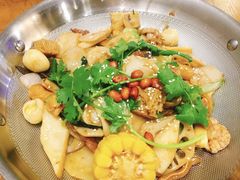 麻辣香锅-川锅哎哟·麻辣香锅(国大城市广场店)