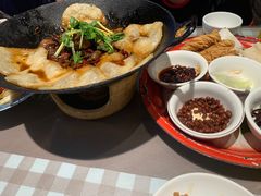 -百味地锅鸡(二店·财校分店)