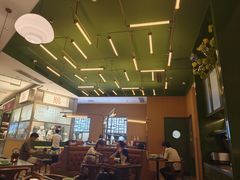 -潮界(LU·ONE凯德晶萃广场店)