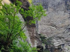 -燕子河大峡谷天坑仙境