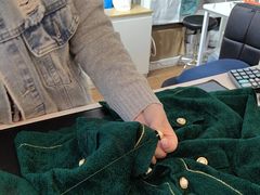 -爱革·奢品·鞋包·衣物·家居(金桥国际商业广场店)