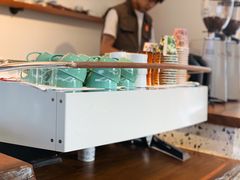 -Line 咖啡(石厦花园店)