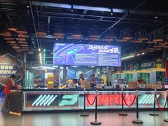 -极限PLAY运动娱乐新世界·团建派对潮玩休闲馆·室内蹦极高空游乐园