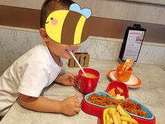 -必胜客(尹山湖歌林公园店)