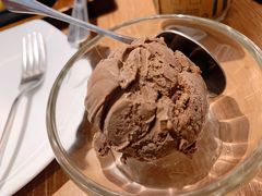 巧克力冰淇淋-必胜客(大悦城店)