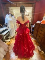 -Flora婚纱礼服定制租赁店