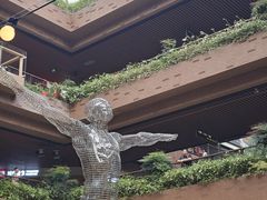 -瑞虹新天地月亮湾