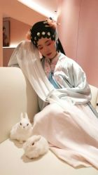 -盘子女人坊古装写真摄影(厦门总店)