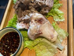 拆骨肉-华盛园卷子王农家菜水库鱼