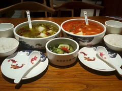 -渝是乎酸菜鱼(龙旗购物中心店)