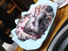 -老刘生态大鱼坊铁锅炖鱼(赛马场店)