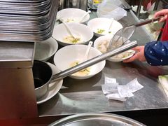 -金陵老丁家馄饨(新街口店)