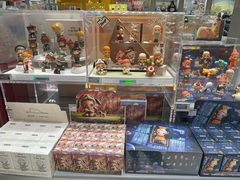 -泡泡玛特POPMART(蓝色港湾店)