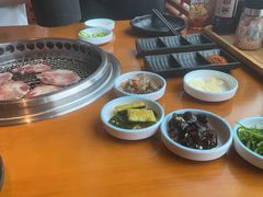 -拾勝牛·江景安格斯烧肉放题(江湾阳光天地店)