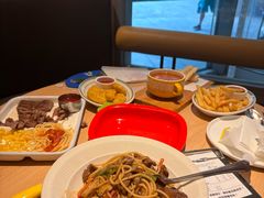 -菲滋意式餐厅(富阳东方茂店)